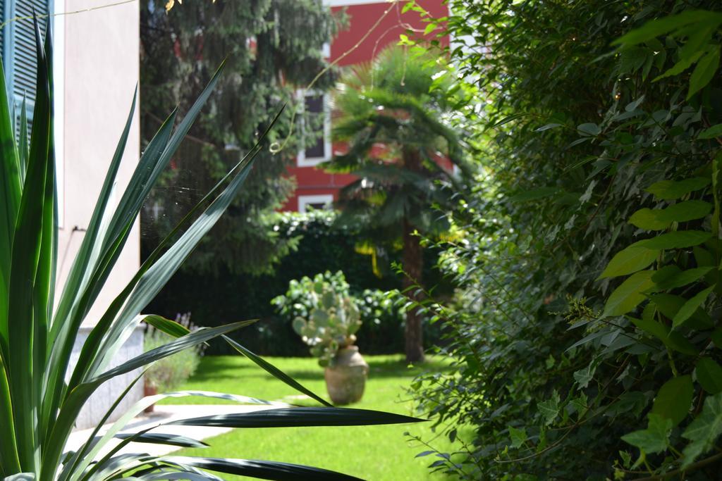 Bed and Breakfast Al Giardino Degli Artisti Кайро-Монтенотте Экстерьер фото