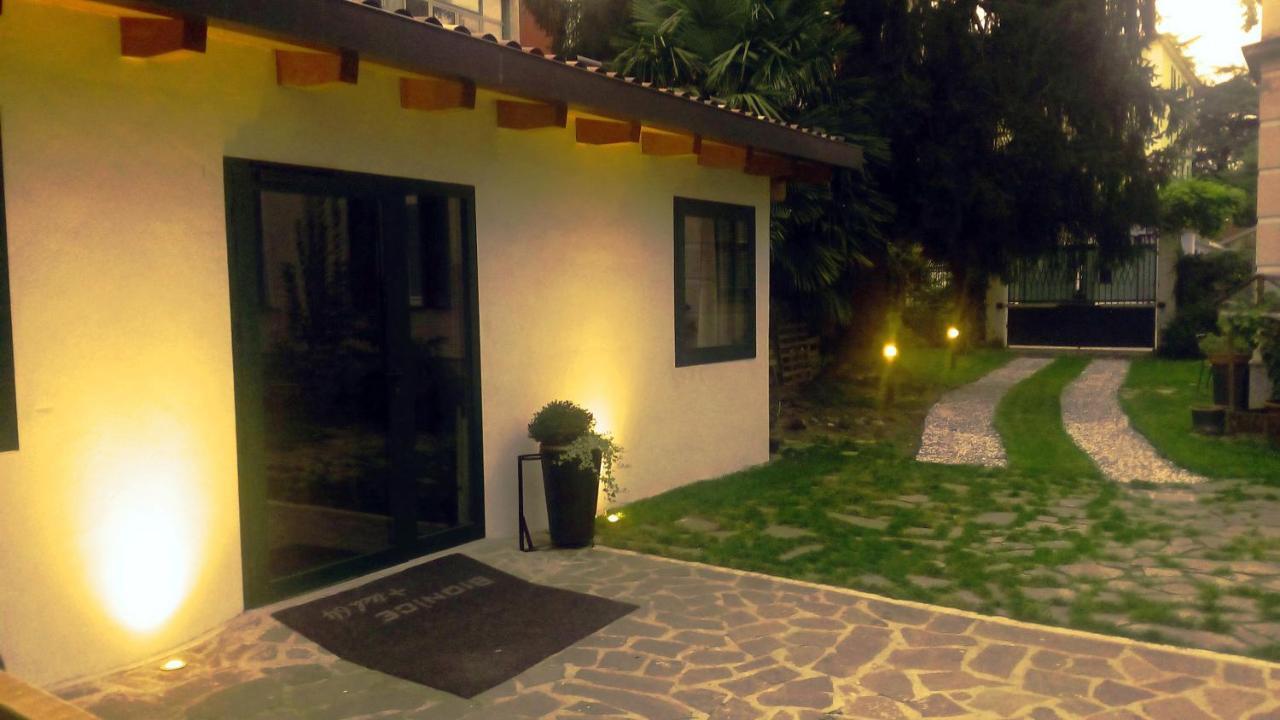 Bed and Breakfast Al Giardino Degli Artisti Кайро-Монтенотте Экстерьер фото